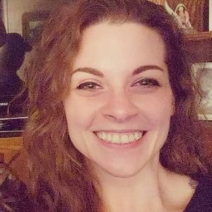 Meet your Posher, Daphne